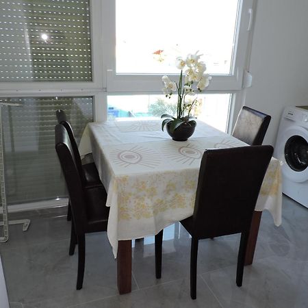 Berat Apartment Vodnjan Kültér fotó